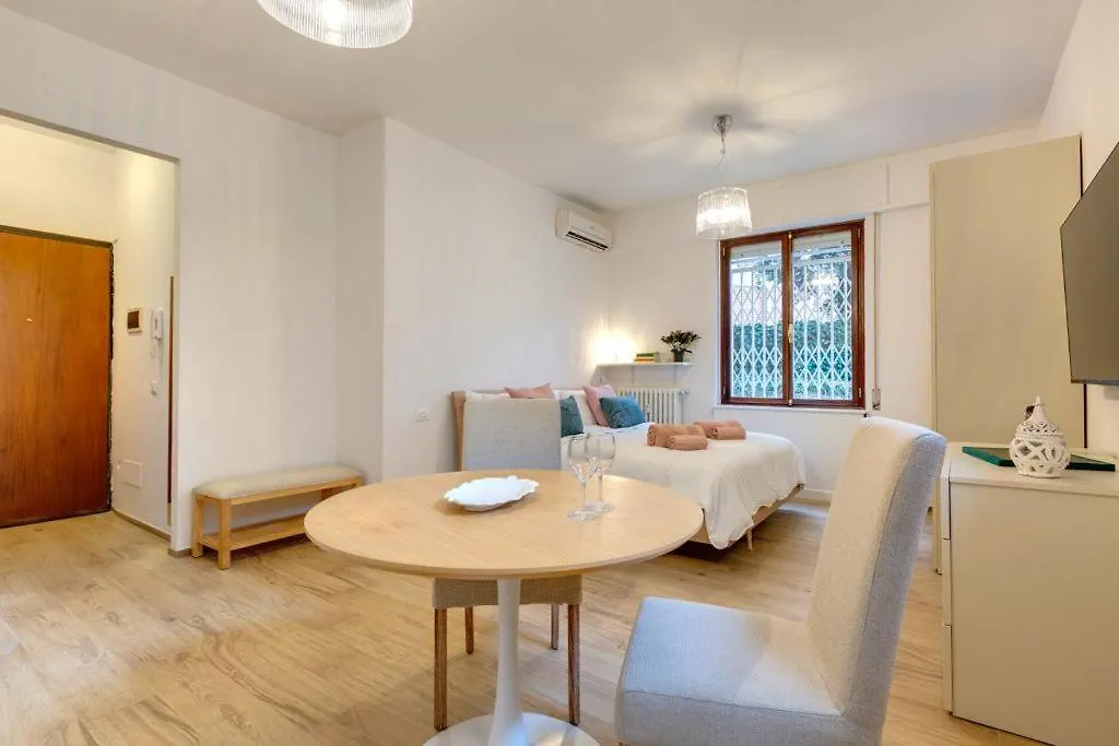 Residenza Savoia Apartment Florence