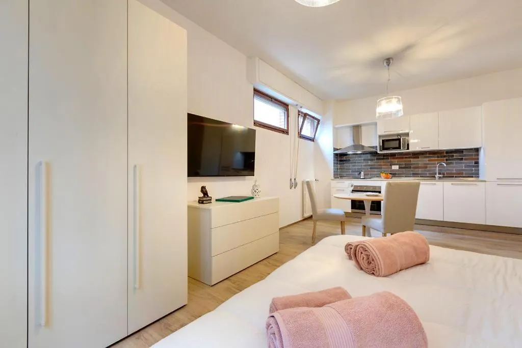 Residenza Savoia Apartment Florence